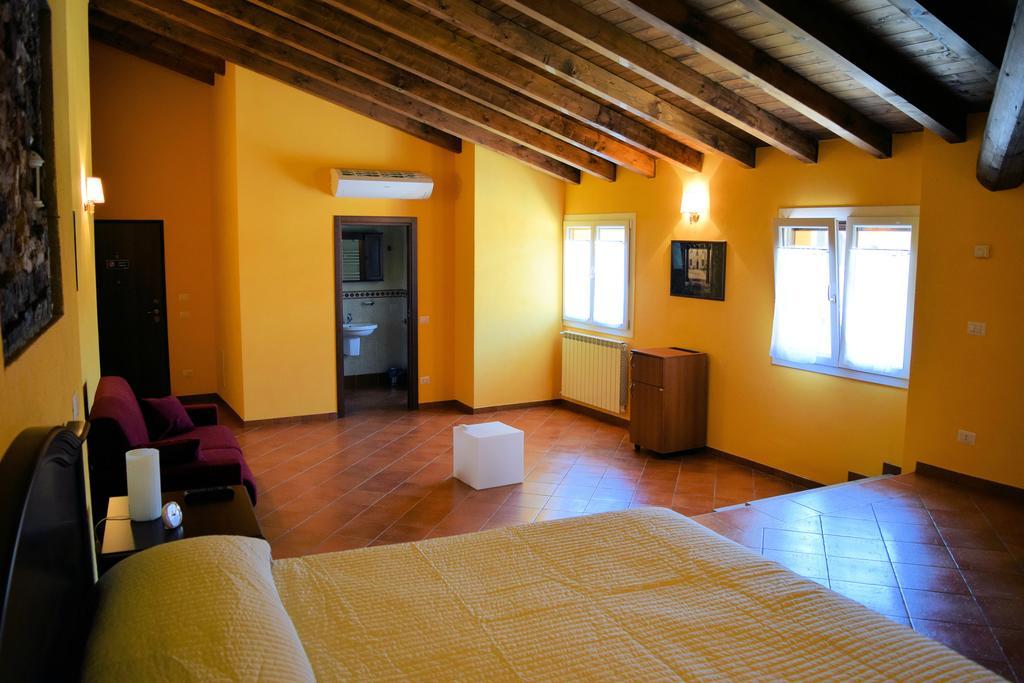 Corte Certosina Trezzano sul Naviglio Habitación foto