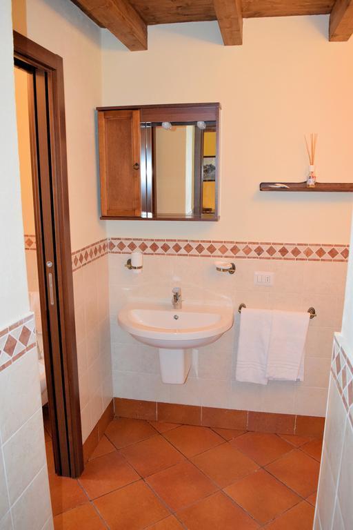 Corte Certosina Trezzano sul Naviglio Habitación foto