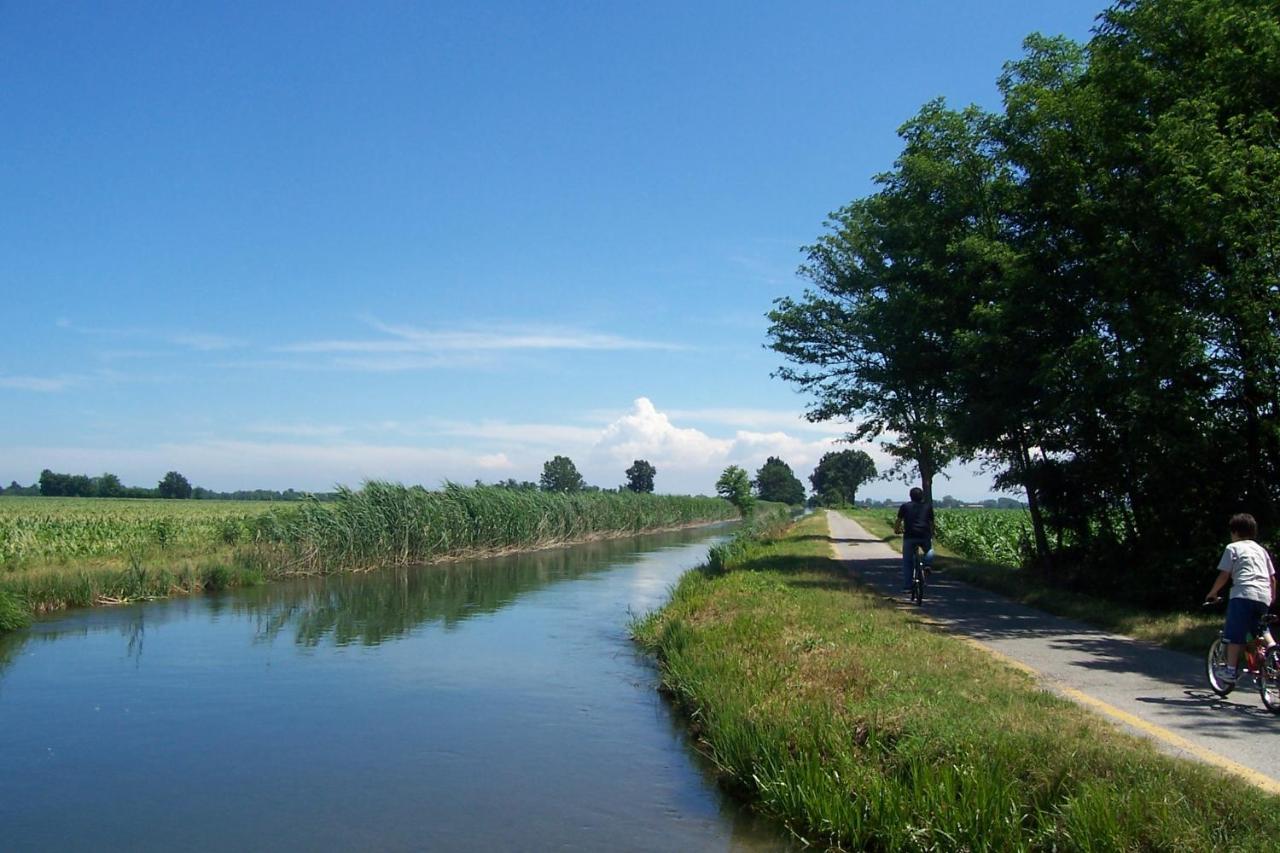Corte Certosina Trezzano sul Naviglio Exterior foto